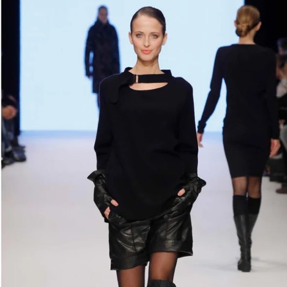 Annette Gortz Como Black Pullover Sweater Size M